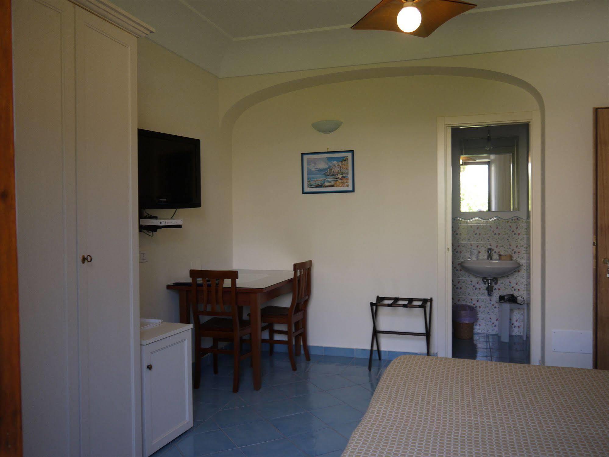 A Casa Dei Nonni Ξενοδοχείο Ραβέλλο Εξωτερικό φωτογραφία